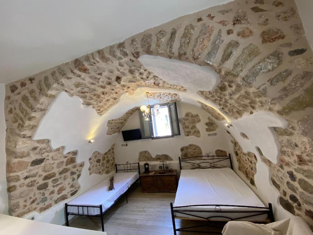 Καμάρα Χωριό Φοινίκι , Kamara Finiki Village Molaoi Luaran gambar